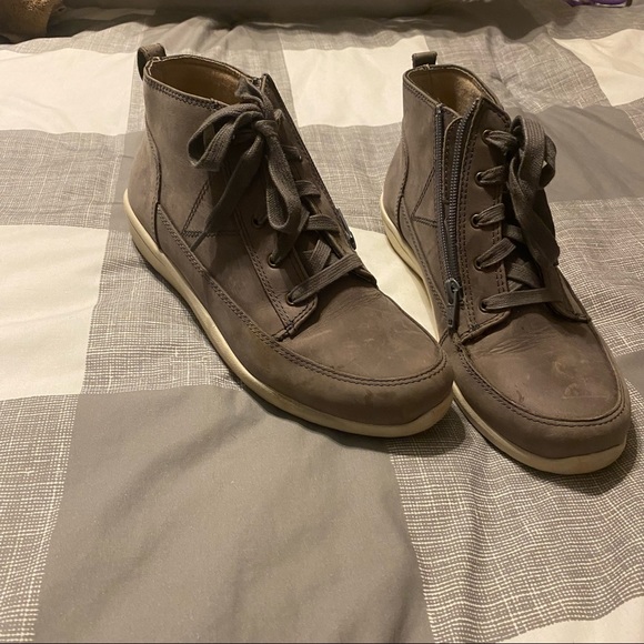 vionic shawna mid top sneaker